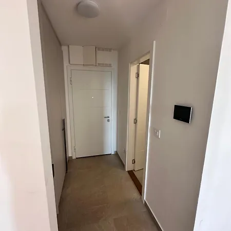 Milolux 3 West 65 2 Bedroom Wonder